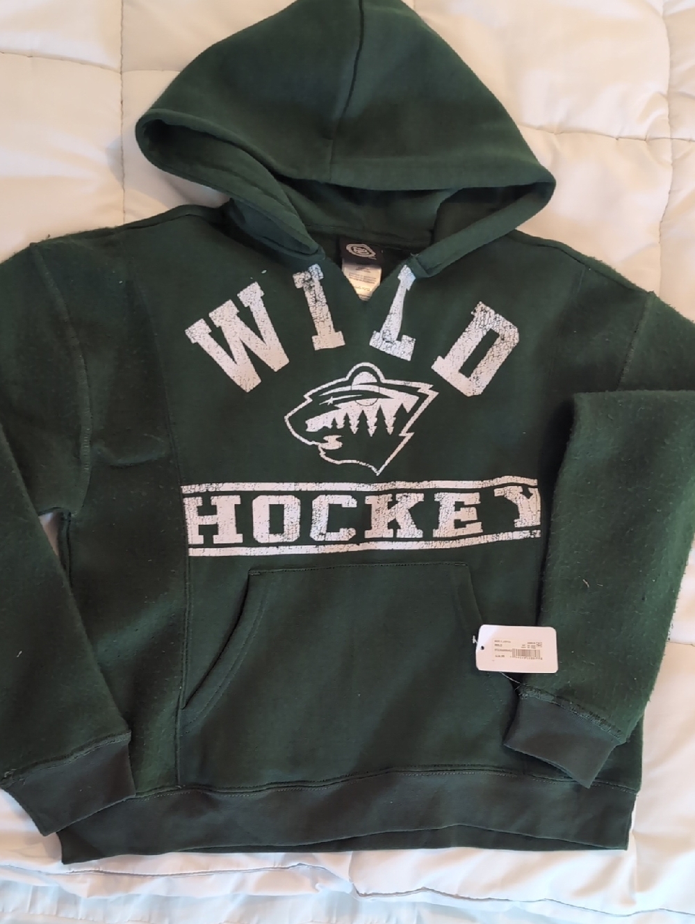 New With tag NHL Wild Green Hockey Hoodie. Sweater  Very Soft Size 10-12